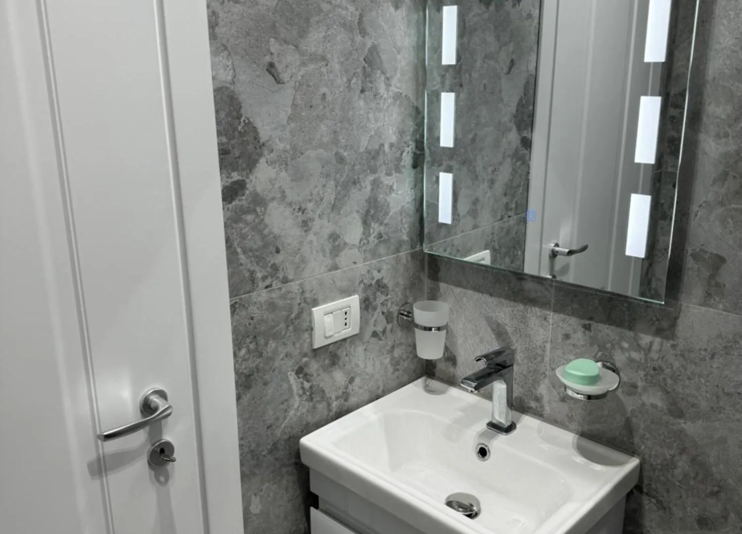Apartment Oasis Studio Golem Albania